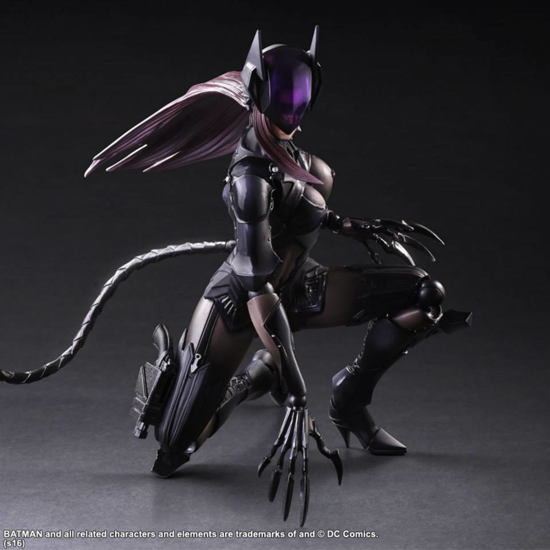 Illustration for article titled Final Fantasy Designer's Alternative Catwoman Continues To Look Insane